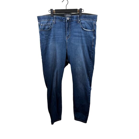 Torrid Medium Wash Jeans Straight Leg 22R - Picture 1 of 6